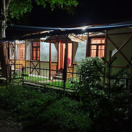 Hnameni Stepanavan Guesthouse - Hotel Δωμάτιο φωτογραφία