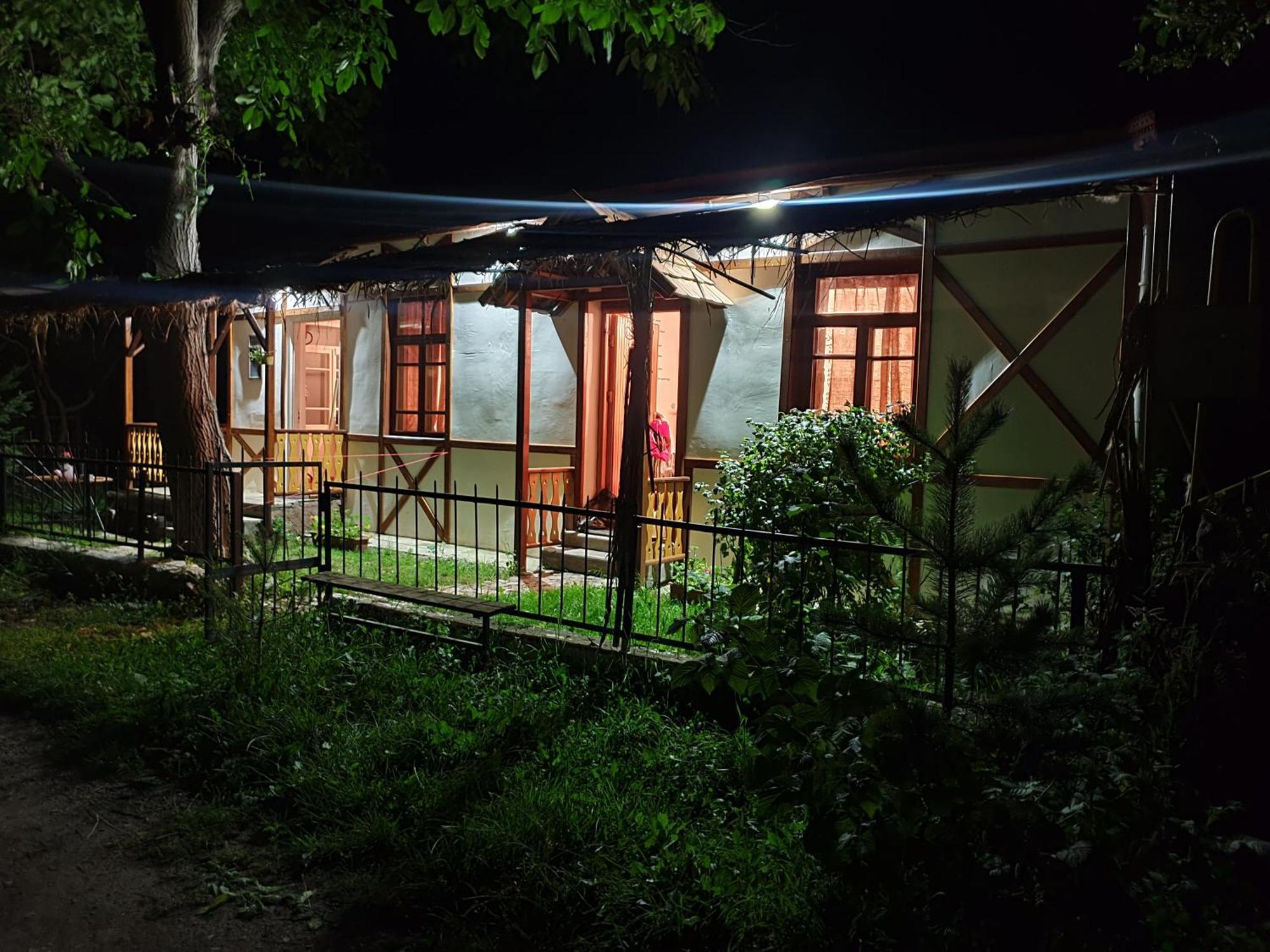 Hnameni Stepanavan Guesthouse - Hotel Δωμάτιο φωτογραφία